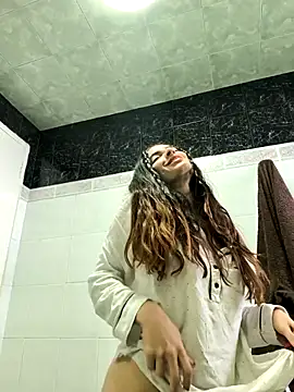 Sam Sara online show from 10/08/25, 03:46