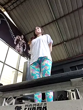 Sam Sara online show from 04/09/26, 06:58