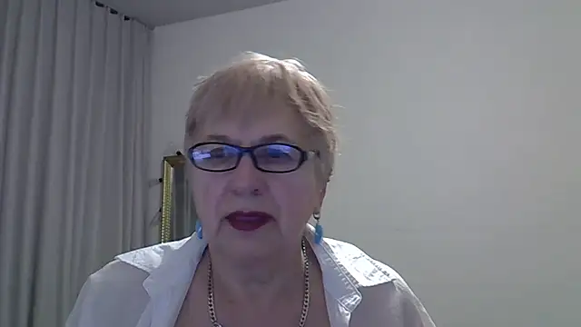 SweetCherry27 online show from 02/11/26, 04:12