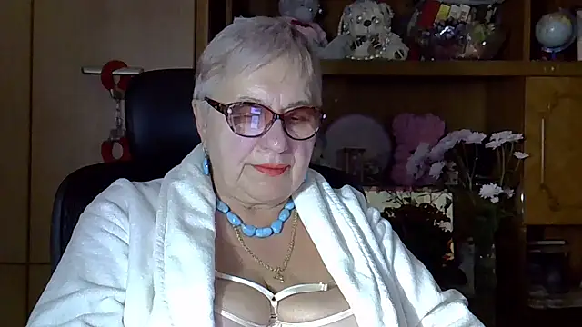 SweetCherry27 online show from 10/07/25, 04:08