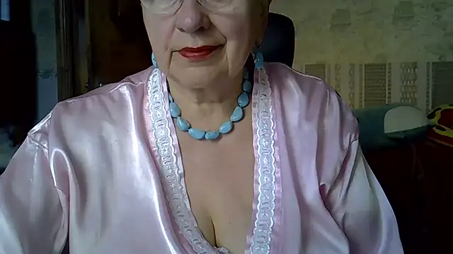 Snapshot of SweetCherry27 chatting on 05/21/26, 04:43 SweetCherry27 online show from 05/21/26, 04:43