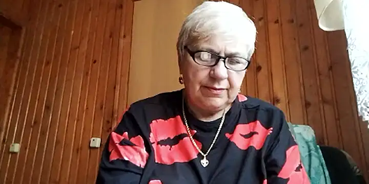 Snapshot of SweetCherry27 chatting on 06/22/26, 03:25 SweetCherry27 online show from 06/22/26, 03:25
