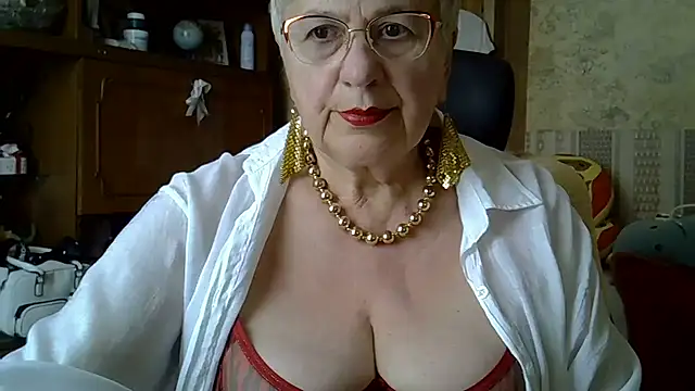 Snapshot of SweetCherry27 chatting on 05/30/26, 11:16 SweetCherry27 online show from 05/30/26, 11:16