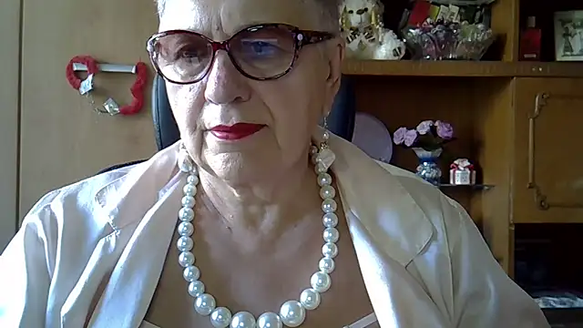 SweetCherry27 online show from 09/22/25, 05:46