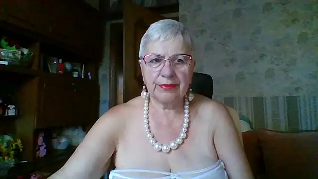 Snapshot of SweetCherry27 chatting on 07/17/26, 03:48 SweetCherry27 online show from 07/17/26, 03:48