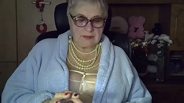 SweetCherry27 online show from 10/14/25, 03:56