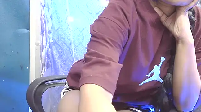 Supriya201 online show from 01/21/25, 01:11