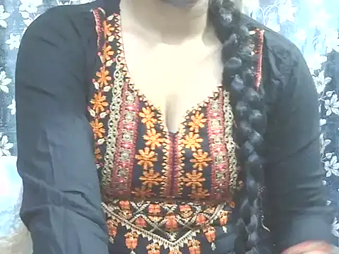 Supriya201 online show from 06/03/26, 02:29