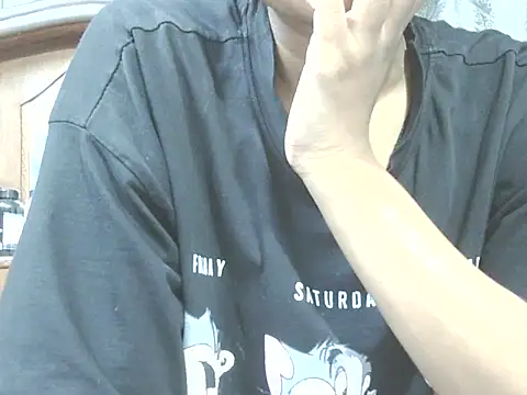 Supriya201 online show from 10/31/25, 01:41