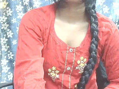 Supriya201 online show from 05/06/26, 03:05