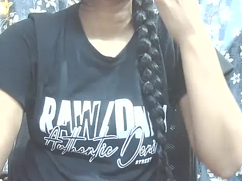 Supriya201 online show from 06/30/26, 03:01