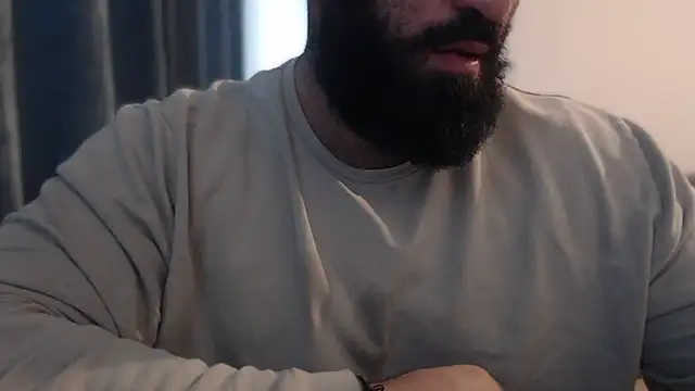 hugemachohandsome online show from 10/28/25, 08:02