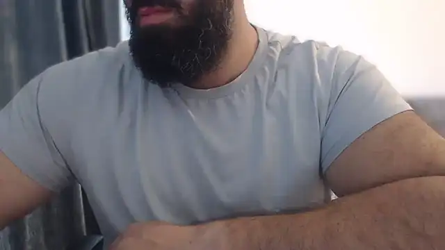 hugemachohandsome online show from 10/12/25, 10:27