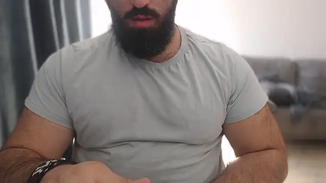 hugemachohandsome online show from 10/13/25, 01:12