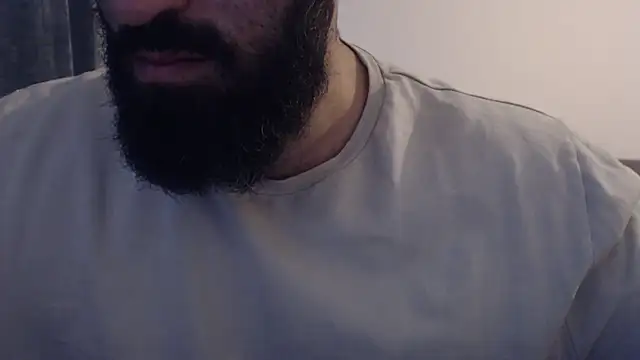 hugemachohandsome online show from 10/26/25, 08:48