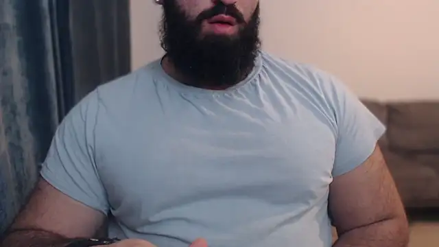 hugemachohandsome online show from 11/17/25, 10:03