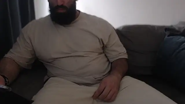 hugemachohandsome online show from 12/14/25, 11:38