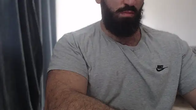 hugemachohandsome online show from 10/09/25, 11:55