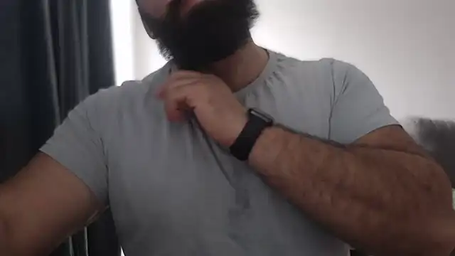 hugemachohandsome online show from 09/27/25, 08:31