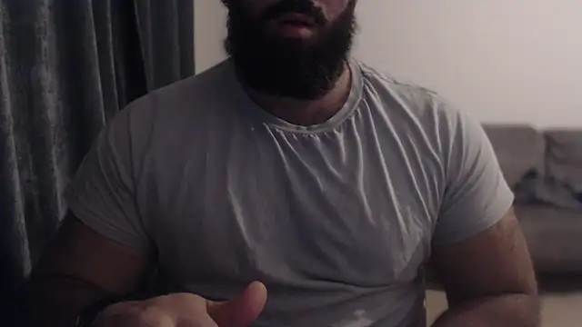 hugemachohandsome online show from 10/14/25, 09:47