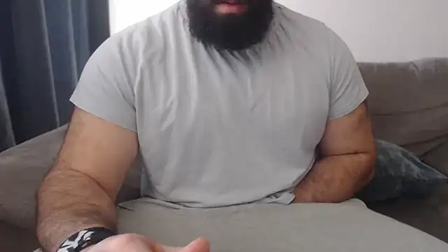 hugemachohandsome online show from 12/16/25, 09:35