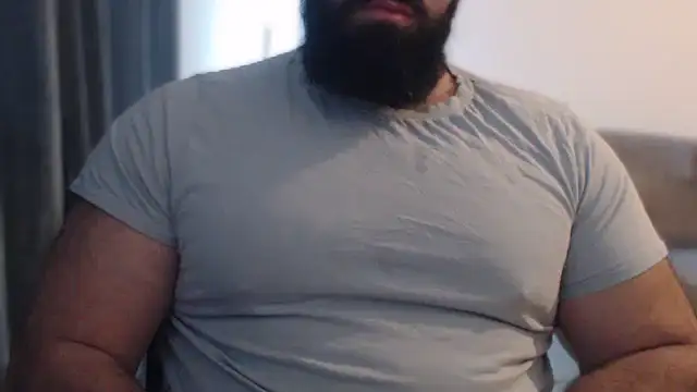 hugemachohandsome online show from 11/14/25, 08:51