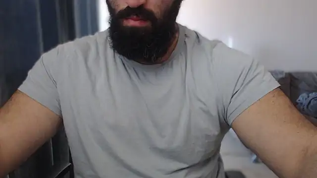 hugemachohandsome online show from 11/06/25, 09:13