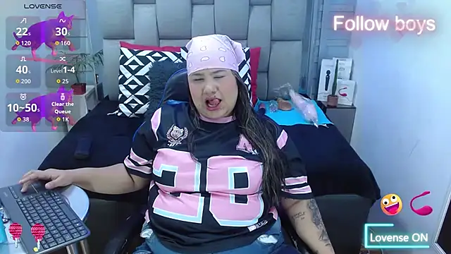 evelin zaens online show from 12/20/25, 05:21