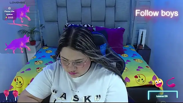 evelin zaens online show from 11/28/25, 03:50