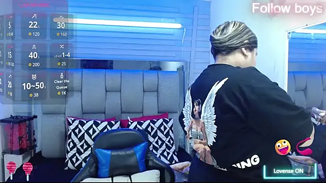 evelin zaens online show from 10/13/25, 05:20