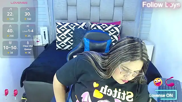 evelin zaens online show from 10/05/25, 04:14