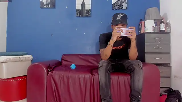 BeMyLover3 online show from 03/16/25, 10:42