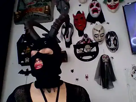 FeticheMacabre online show from 10/11/25, 07:26