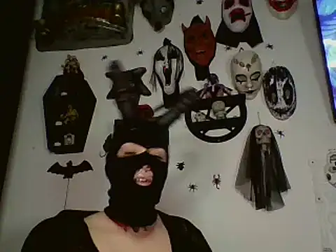 FeticheMacabre online show from 10/04/25, 04:14