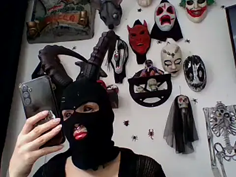 FeticheMacabre online show from 11/09/25, 04:22