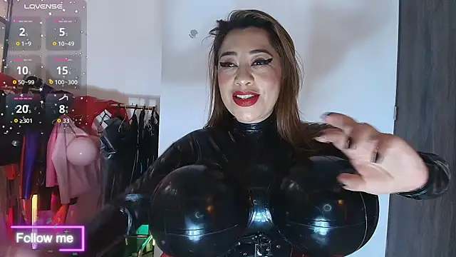 LatexDevil Blondie online show from 10/22/25, 03:22