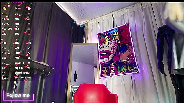 LatexDevil Blondie online show from 03/13/25, 12:56