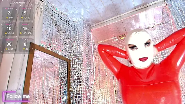 LatexDevil Blondie online show from 11/26/25, 02:39