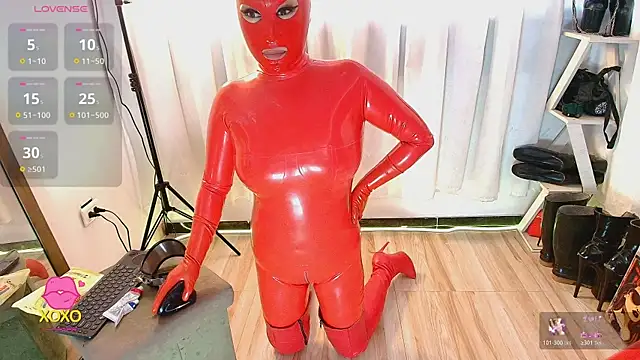 LatexDevil Blondie online show from 02/20/26, 04:31