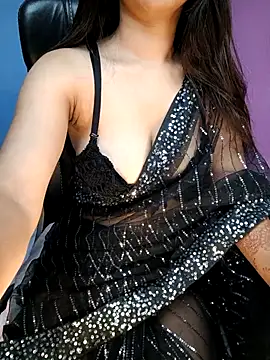 Snapshot of Aditi_1 chatting on 10/18/25, 01:07 Aditi 1 online show from 10/18/25, 01:07