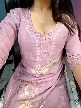 Aditi 1 online show from 02/13/26, 02:00