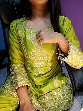 Aditi 1 online show from 10/19/25, 03:48