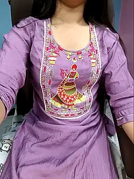 Snapshot of Aditi_1 chatting on 04/18/26, 12:02 Aditi 1 online show from 04/18/26, 12:02