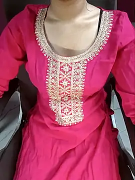 Snapshot of Aditi_1 chatting on 05/31/26, 12:38 Aditi 1 online show from 05/31/26, 12:38