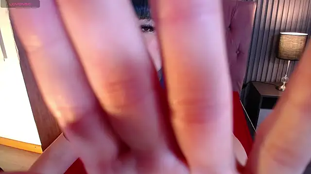 alicia moom online show from 04/30/26, 07:32
