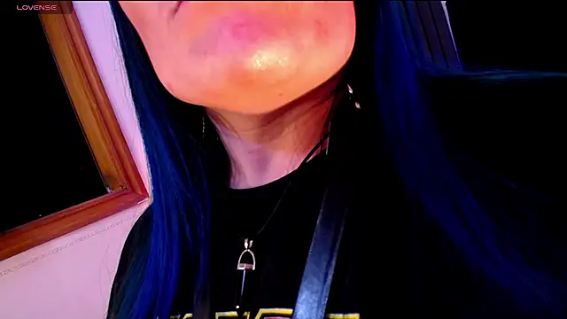 Snapshot of alicia_moom chatting on 02/03/26, 07:19 alicia moom online show from 02/03/26, 07:19