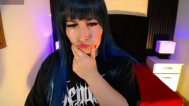 alicia moom online show from 03/30/26, 07:48