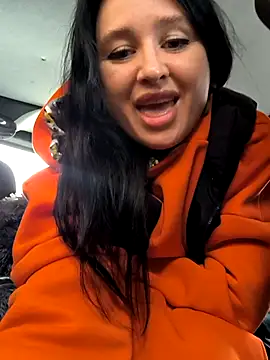 KikiXRed online show from 03/04/26, 10:12