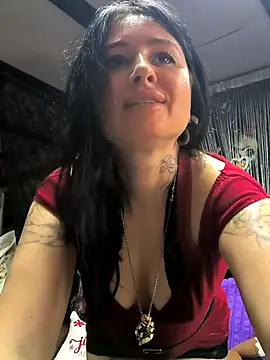 KikiXRed online show from 11/27/25, 10:05