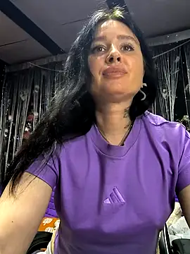 KikiXRed online show from 04/19/26, 05:25